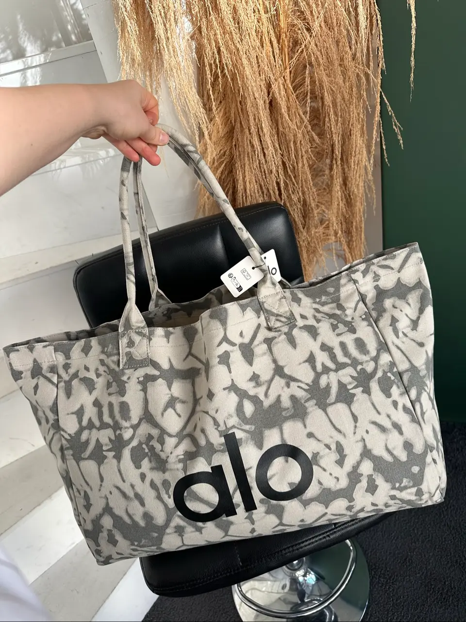 Alo yoga tote bag