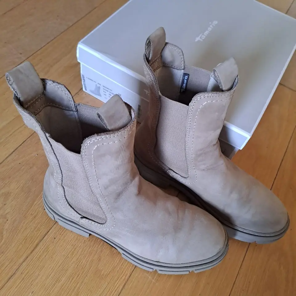 Tamaris natūralios odos/nubuko Chelsea stiliaus aulinukai (38 dydis) — nuotrauka 6