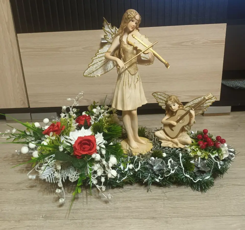 Kalėdinė ilgaamžė dekoracija