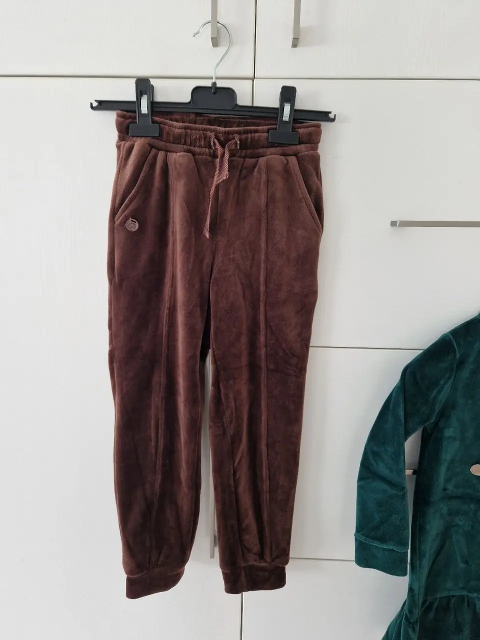 Šiltas velvetinis komplektukas, 110-116 cm. — nuotrauka 4