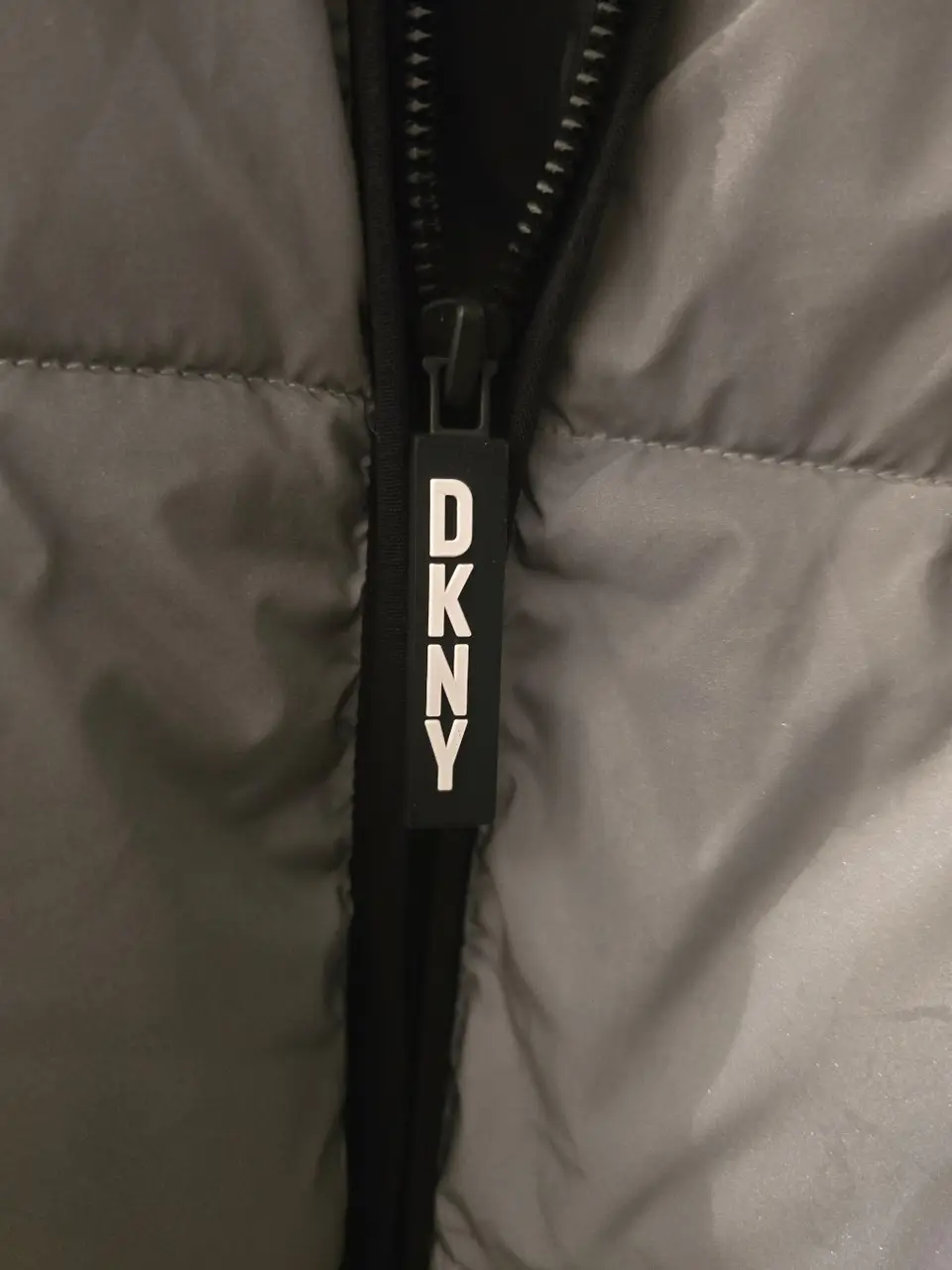 DKNY Striuke — nuotrauka 3