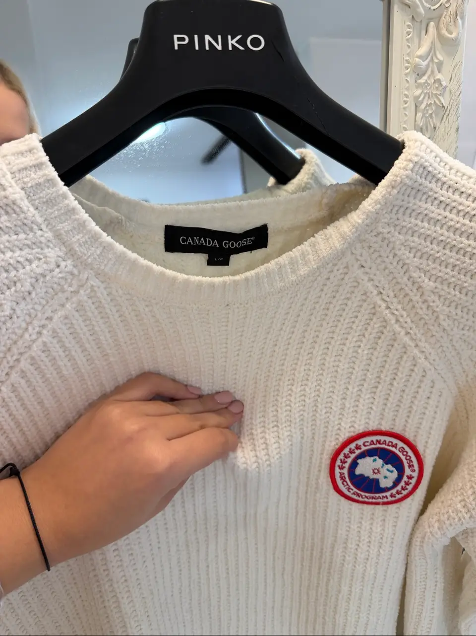 Canada Goose baltas megztinis — nuotrauka 2