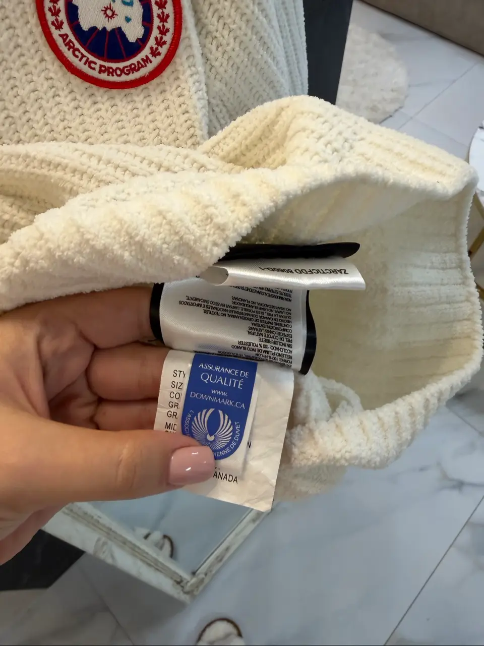 Canada Goose baltas megztinis — nuotrauka 5