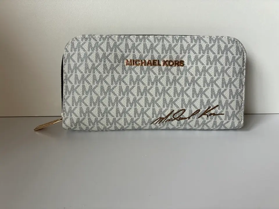 Michael Kors piniginė su monograma