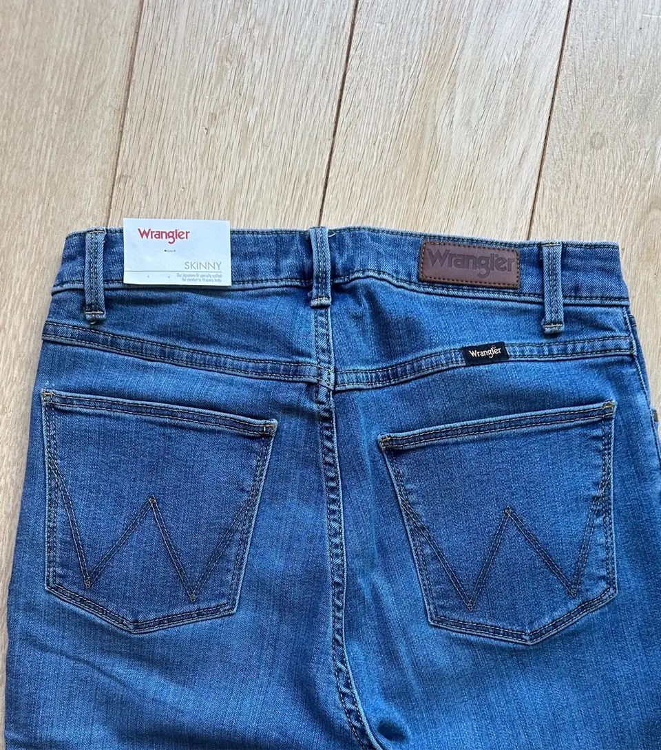 Nauji Wrangler džinsai — nuotrauka 4